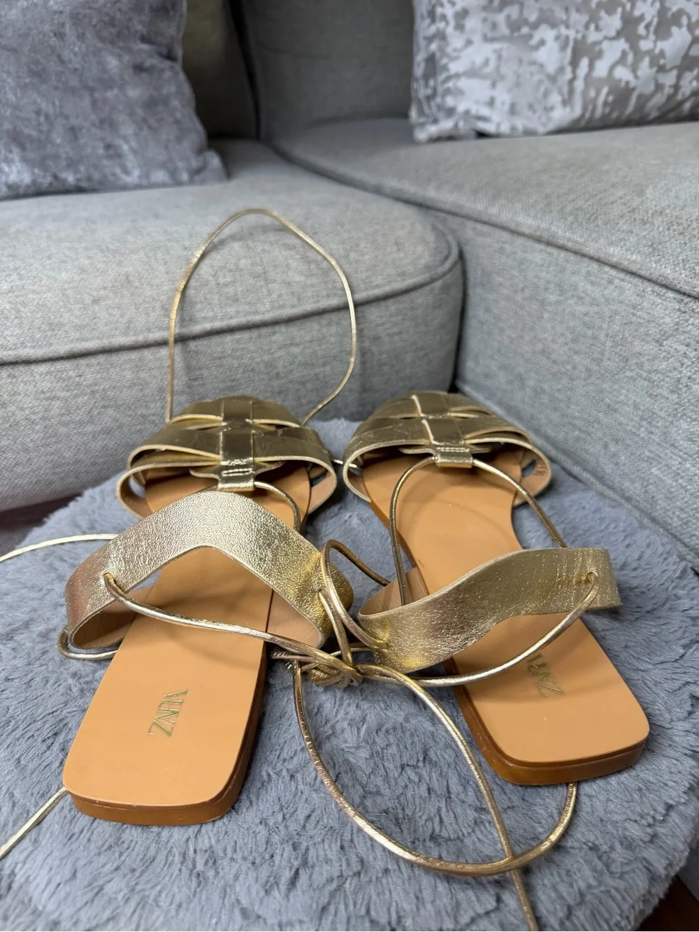 SOLD Zara Gold Metallic Lace-Up Gladiator Flat Sandals Women’s EU 39 US 8 ✨ - Picture 4 of 5